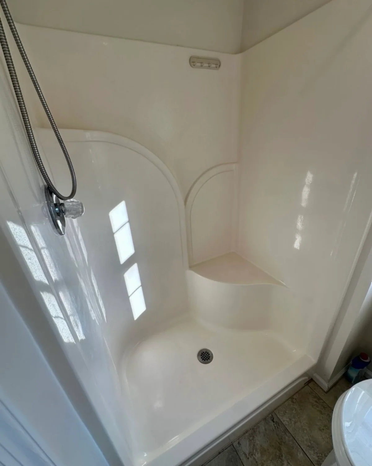 Clean bathroom after L&V service